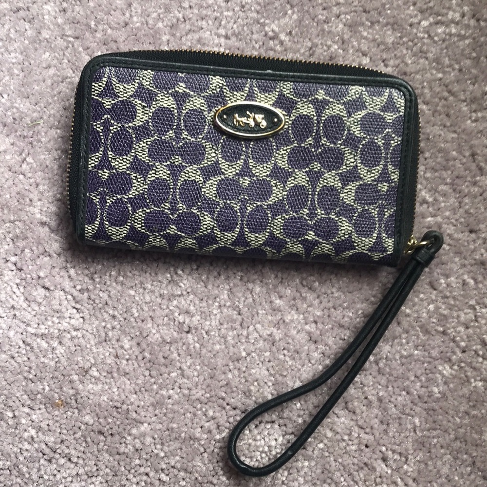 Authentic Coach Wristlet